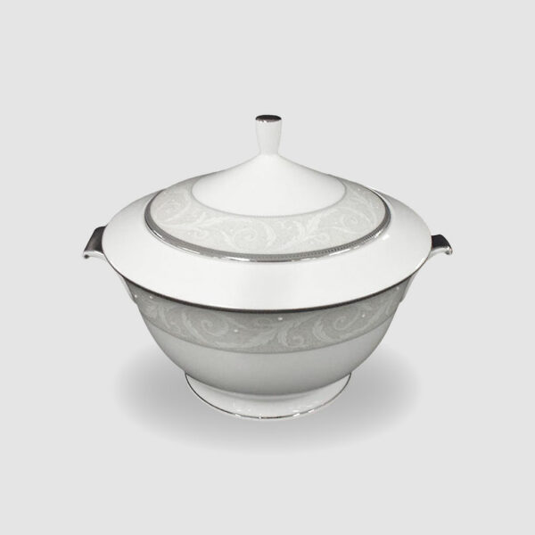 CASSEROLE W/COVER 2420cc