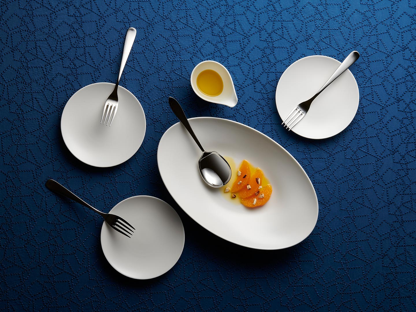 Bone China vs Porcelain Comparison from 7 Perspectives NARUMI