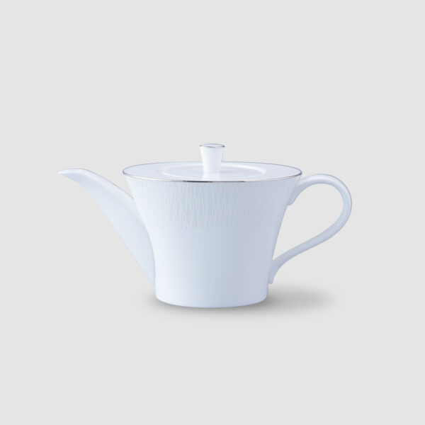 TEA POT W/COVER 710cc