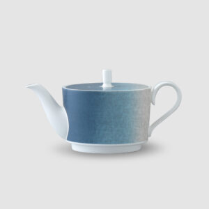 TEA POT W/COVER 900cc